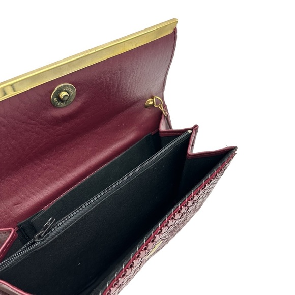 Vintage Beautiful Burgundy Metal Mesh Evening Clutch | Hand Bag - Picture 5 of 9